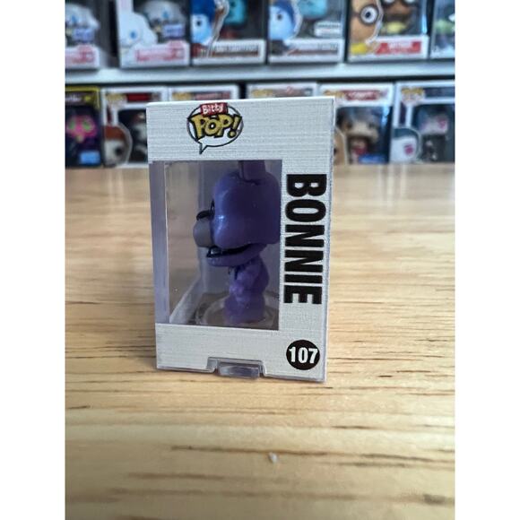 BITTY Bonnie the Rabbit Five Nights Freddy's Funko Pop #107 5NAF Horror 5 Games - Picture 4 of 6